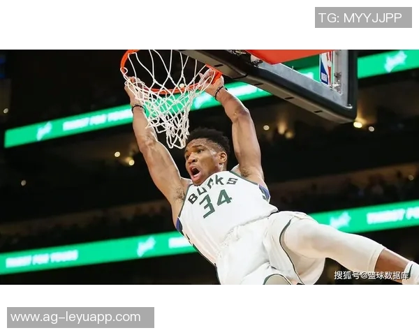 字母哥上半场表现抢眼8投5中贡献16分3篮板1助攻2抢断引领球队奋勇争先